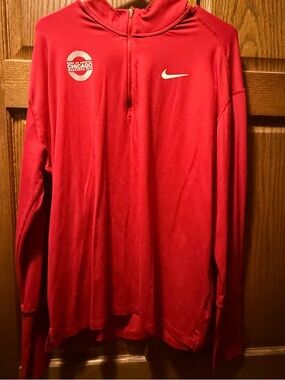 💜Nike Men’s Red Quarter-Zip Running Pullover with Chicago Logo